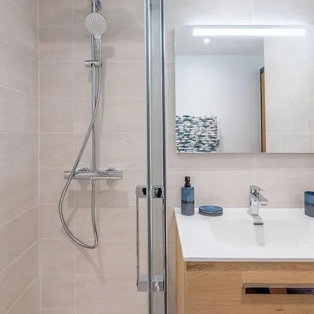 Clos Savoy - New Close To Center & Free Parking - By Cozee Apartment Chamonix