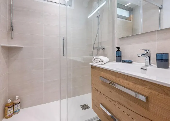 شقة Clos Savoy - New Close To Center & Free Parking - By Cozee